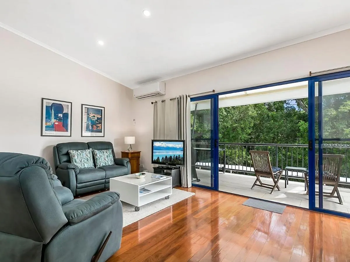 Apartment Unit 3 Kookaburra Lodge 8 Little Cove Road Little Cove Noosa Heads